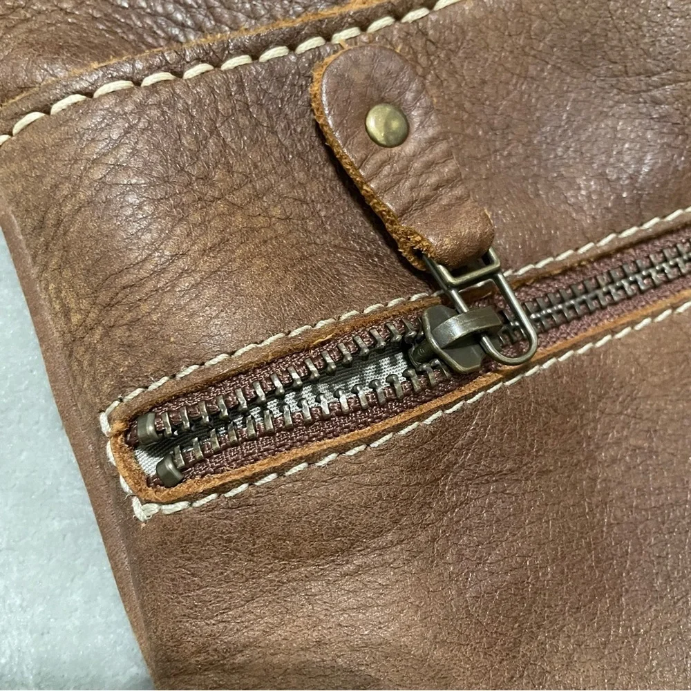 Roots Leather Crossbody Bag Neutral Tan Adjustable Strap Genuine Leather